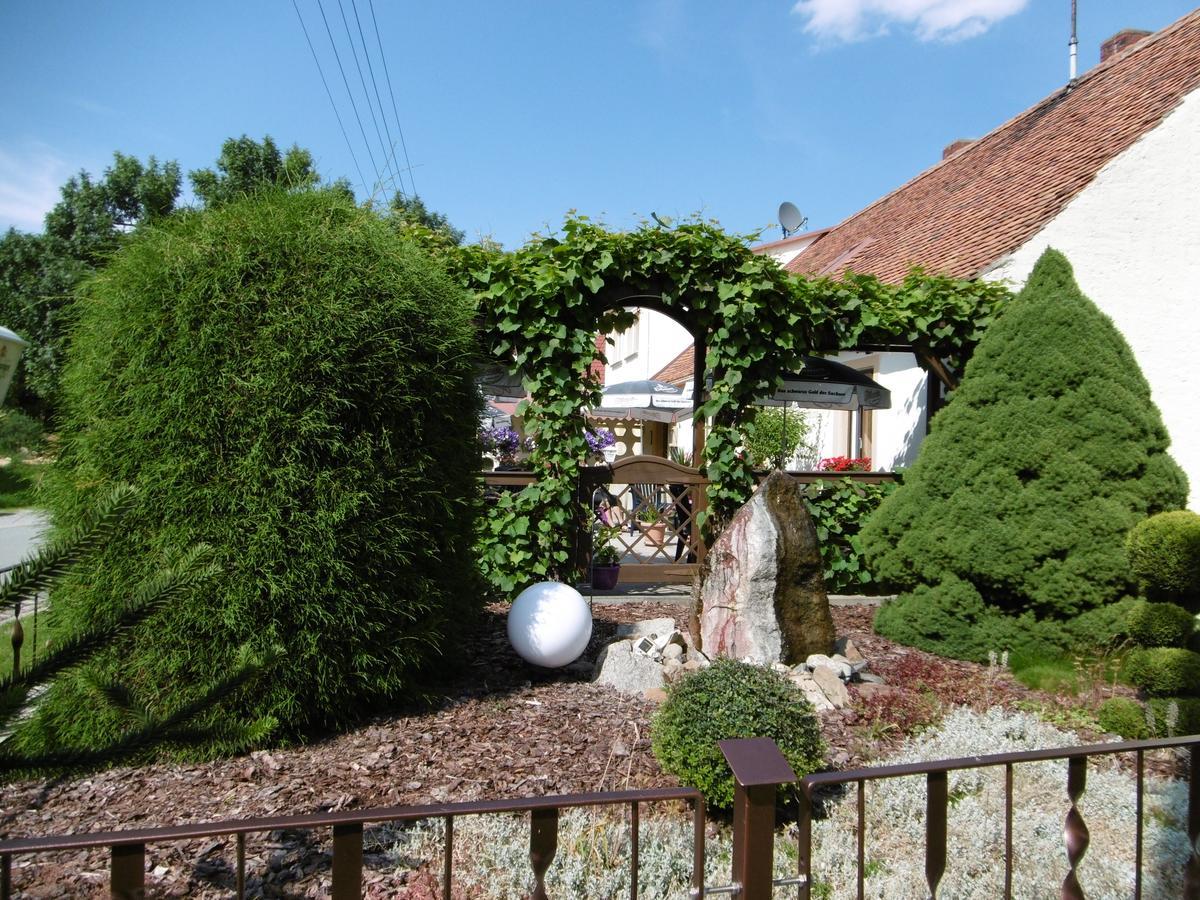 Hotel & Pension Assmann Hochkirch Exterior foto
